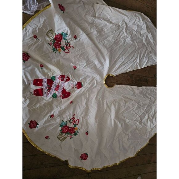 Vintage House of Hatten Christmas tree skirt Santa gold red velvet - Picture 1 of 10